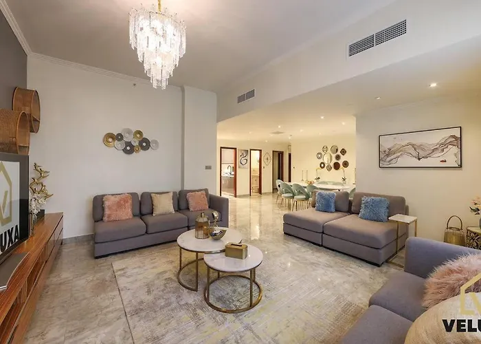 Veluxa - Spectacular 4 Bedroom Beach Home