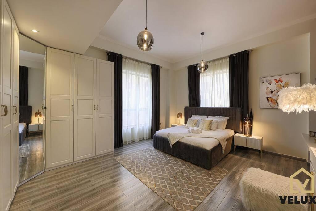 Apartment Veluxa - Spectacular 4 Bedroom Dubai