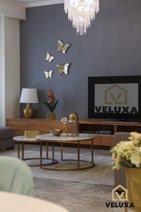 Veluxa - Spectacular 4 Bedroom Apartment Dubai